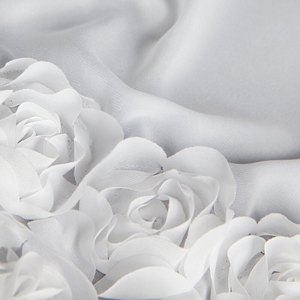 Bijela šifonska zavjesa za kuhinju ukrašena 3D ružama, 70x150 cm- ROSES11 Eva Minge