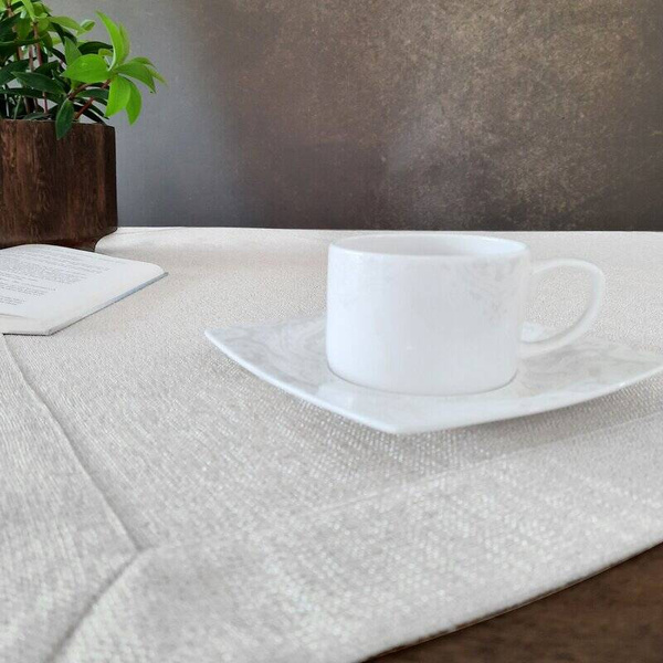 Stolnjak 145x350 s lanenim tkanjem i sjajnim koncem, završen dvostrukom trakom na rubovima BIANCA 2