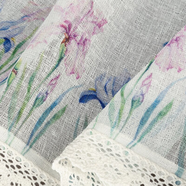 Bijela kuhinjska zavjesa od gaze ukrašena cvjetnim printom i čipkom, 150x30 cm, DOLOREZ tunel