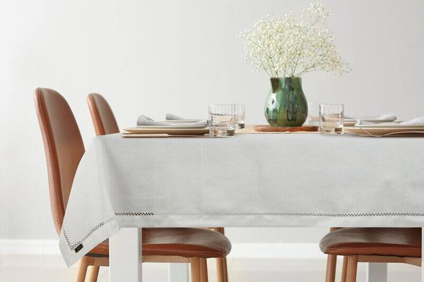 ITALISSIMA HOME Set od 4 stolne prostirke s ukrasnom trakom i rubnim vezom, 30x40 