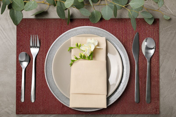 Set od 4 podmetači za stol sa sjajnim koncem 30x40 Glamo