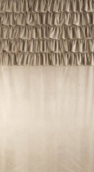 Zavjesa 140x270 na traci AURA s volanima