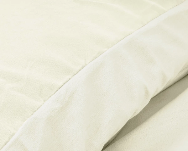 Baršunasta posteljina 200x220 mikroperkal Velvet Uni