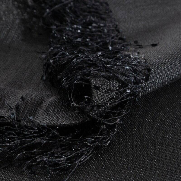 PREMIUM stolnjak 140x180 ukrašen lepršavim resama Jasper