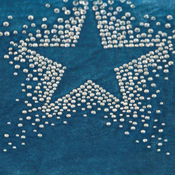 Božićni baršunasti stolnjak ukrašen sjajnim cirkonima 40x140 Ilona