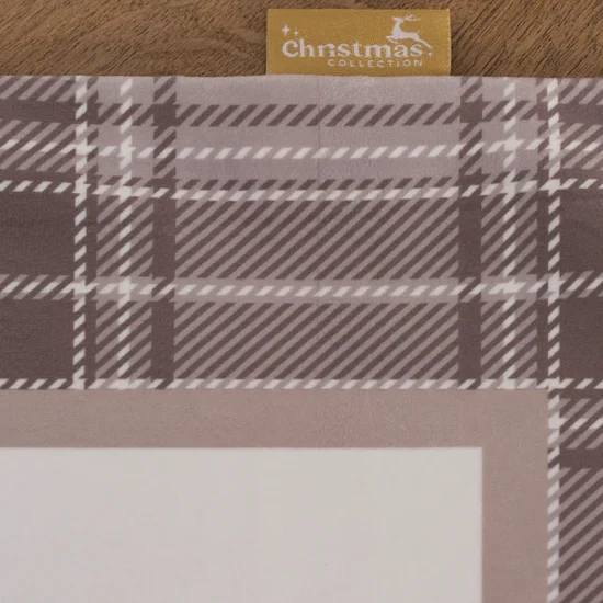 Baršunasti stolnjak, salveta 85x85 s božićnim motivom i ukrasnim kariranim rubom Holly