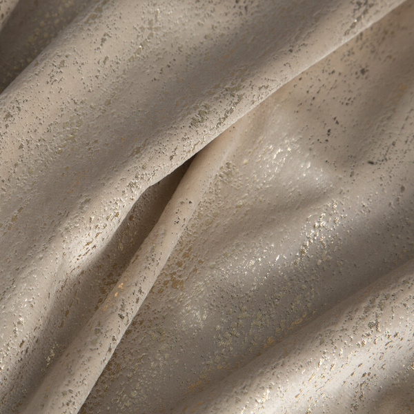 Baršunasta zavjesa 140x250 ukrašena zlatnim uzorkom i zlatnim ušicama - DARA