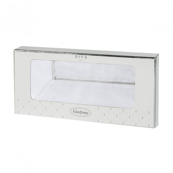 Stolnjak 40x140 ukrašen trakom i nježnim srebrnim obrubom u elegantnom pakiranju