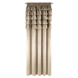 Zavjesa 140x270 na traci AURA s volanima