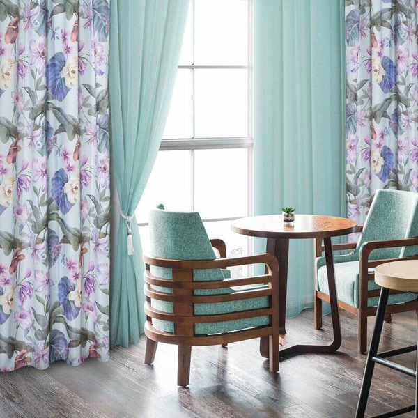 Zavjesa 140x270 na traci za zamračivanje s prekrasnim cvjetnim uzorkom Alia