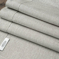 Sivi stolnjak sa ukrasnim rubom i zlatnim koncem 140x220 Stella 2