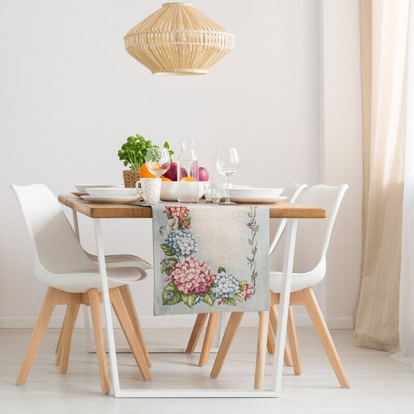 Goblen nadstolnjak ukrašen tkanim cvjetnim motivom 