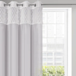 Svjetlosiva zavjesa s trakom od tkanine ukrašenom lepršavim moher koncem i voalom 140x250 Amira