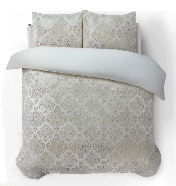 Posteljina od flanelskog flisa 200x200/220 sa zlatnim uzorkom Glamour Flannel