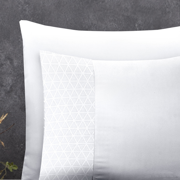 Set posteljine 200x220 od mikrovlakana s nježnim konkavnim uzorkom Embossed