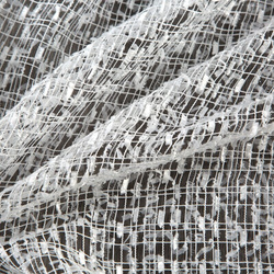 Bijela mrežasta zavjesa s moher koncem, 140x250 cm - KLOE