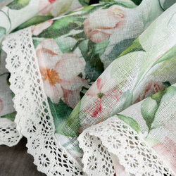 Bijelo-zelena kuhinjska zavjesa od gaze ukrašena cvjetnim printom i čipkom, 150x60 cm, ESTERA tunel