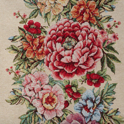 Goblen nadstolnjak 40x100 ukrašen tkanim cvjetnim motivom 