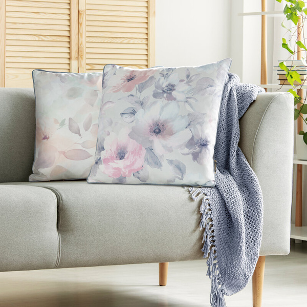 Baršunasta jastučnica 45x45 ukrašena botaničkim printom VELVET