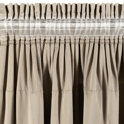 Zavjesa 140x270 na traci AURA s volanima