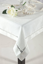 ITALISSIMA HOME Stolnjak 145x240 s ukrasnom trakom i rubnim vezom