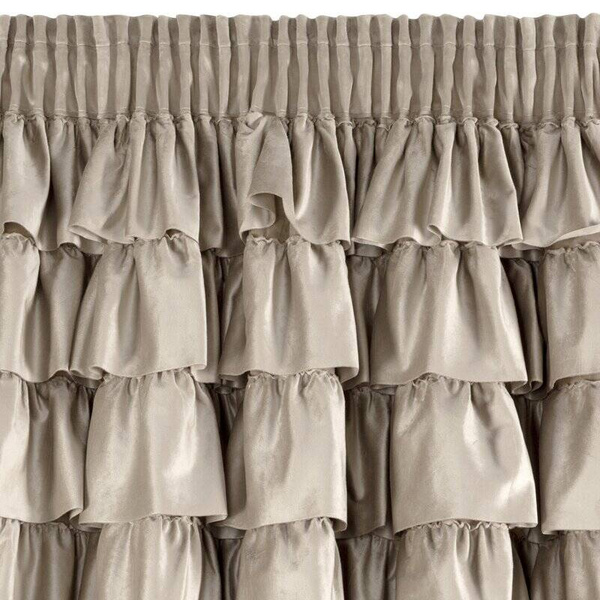 Zavjesa 140x270 na traci AURA s volanima