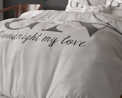 Set posteljine 140x200/220 od mikrovlakana sa čistim printom, nije potrebno glačanje