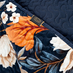 Baršunasti prekrivač za krevet 200x220 cm ukrašen botaničkim printom