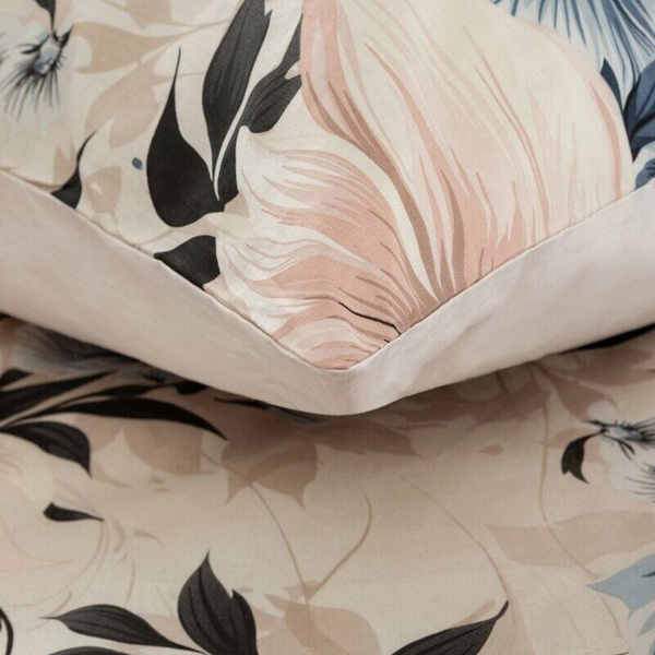 Posteljina 140x200 od ranforce pamuka ukrašena cvjetnim uzorkom Sonia