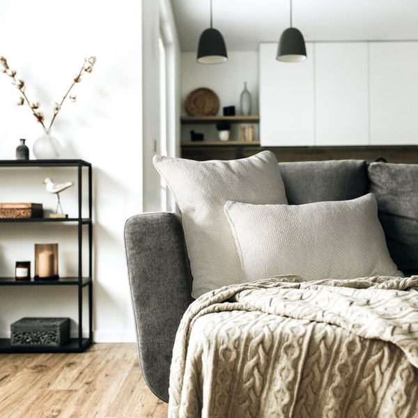 Jastučnica od šenila 50x30 cm s ukrasnim rubom Senil 6