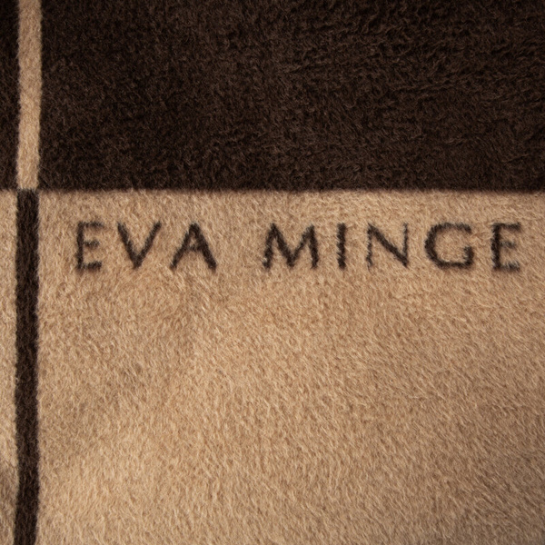 Pamučno-akrilna topla deka 220x240 cm s geometrijskim printom ELEGANTE Eva Minge