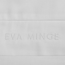 Ekskluzivna pamučna posteljina dimenzija 160x200 cm, makosatin s ukrasnim rubovima i vezom, kolekcija MINGE ELEGANTE