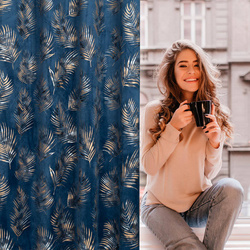 Tamnoplava zavjesa od mekog baršuna sa sjajnim printom palminog lišća 140x250 Gloria 