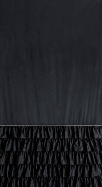 Gotova baršunasta zavjesa s volanima i ukrasnim kamenčićima Carli 140 x 250 cm