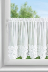 Bijela šifonska zavjesa za kuhinju ukrašena 3D ružama, 70x150 cm- ROSES11 Eva Minge