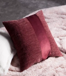 Jastučnica od šenila 45x45 cm ukrašena baršunastom prugom CARLA 05