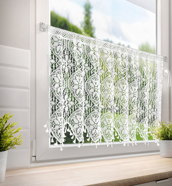Ažurirana zavjesa za kuhinju 150x60 u boho stilu ukrašena suptilnim resama Moly