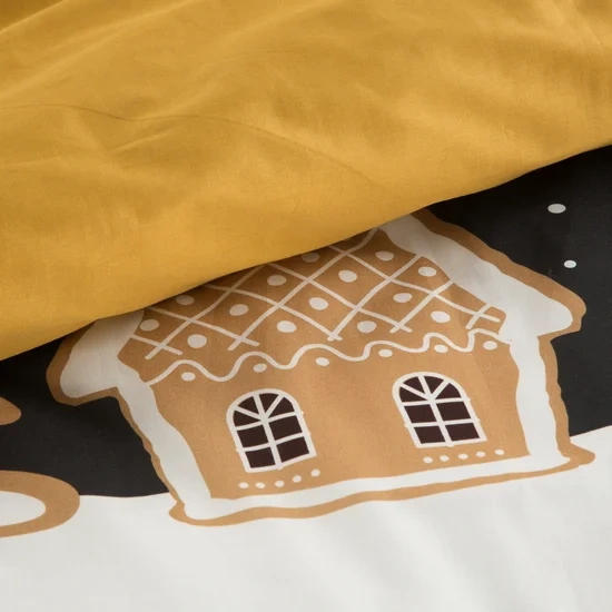 Božićna posteljina 160x200 od pamuka ukrašena motivom kućice od medenjaka Goldi