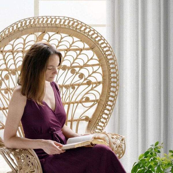 Gotova zavjesa 300x270 od šifona ukrašena printom mramora, zlatne ušice Hera