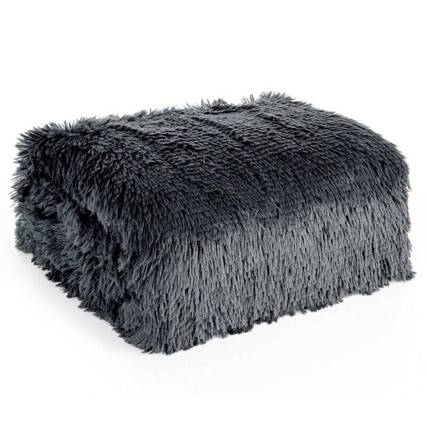 Deka s mekom krznenom strukturom 150x200 Tifany