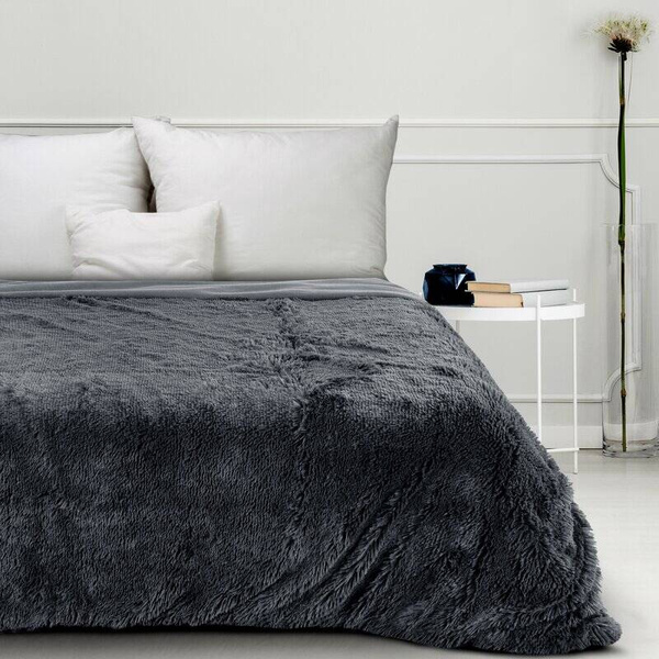 Deka s mekom krznenom strukturom 150x200 Tifany