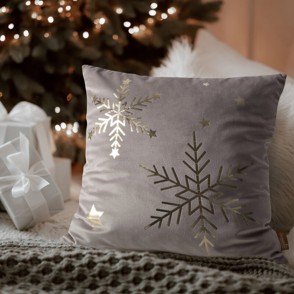 Božićna jastučnica 45x45 cm od baršuna ukrašena printom pahuljica