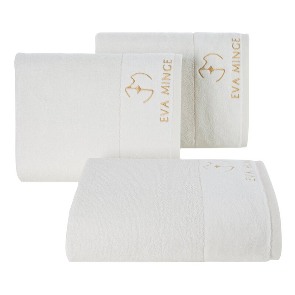 EVA MINGE GAJA ručnik 30x50 od pamučnog frotira s baršunastim rubom i vezom s logom kolekcije, 550 g/m2