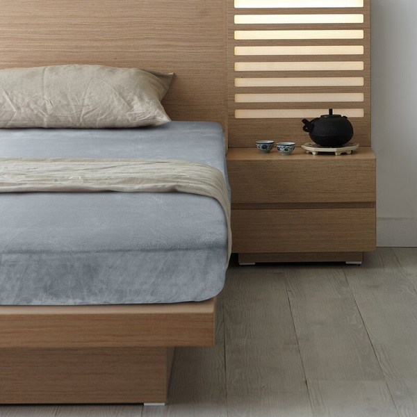 Debela flis plahta s gumicom 220x200 +30 cm 250 g/m2 FLANO