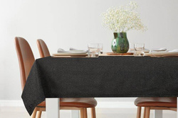 Trkač za stol crni s ukrasnim rubom i srebrnim koncem 40x140 Stella 1