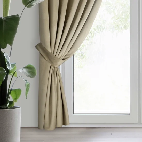 Zavjesa s vezicom za pričvršćivanje od glatkog baršuna 140x300 Antara svijetlo bež boja