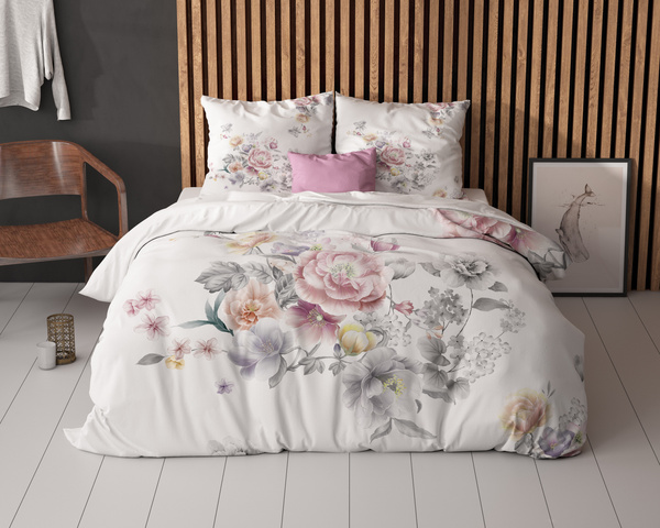 Set posteljine 240x220 od mikrovlakana sa čistim printom, nije potrebno glačanje