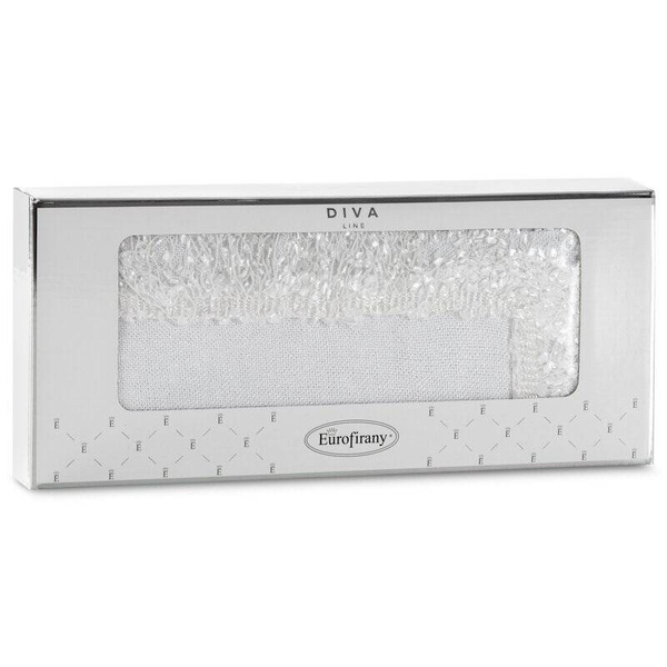 Stolnjak 85x85 ukrašen trakom s resama Tina