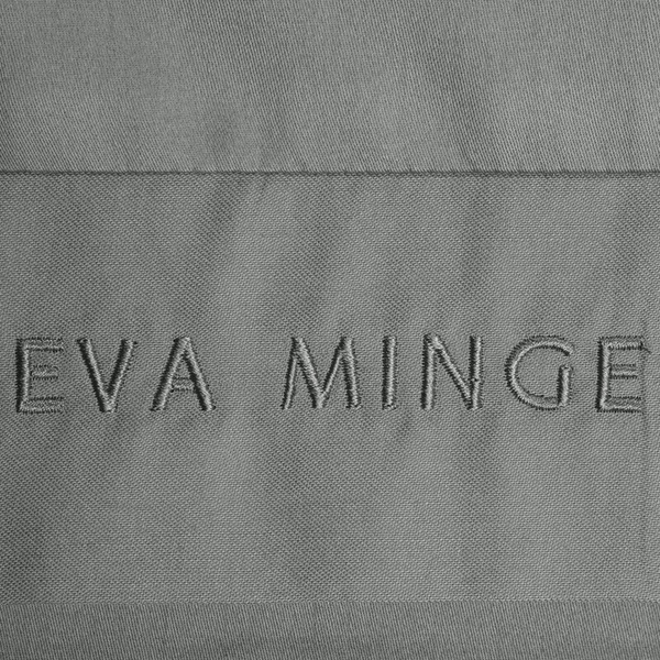 Ekskluzivna pamučna posteljina dimenzija 220x200 cm, makosatin s ukrasnim rubovima i vezom, kolekcija MINGE ELEGANTE